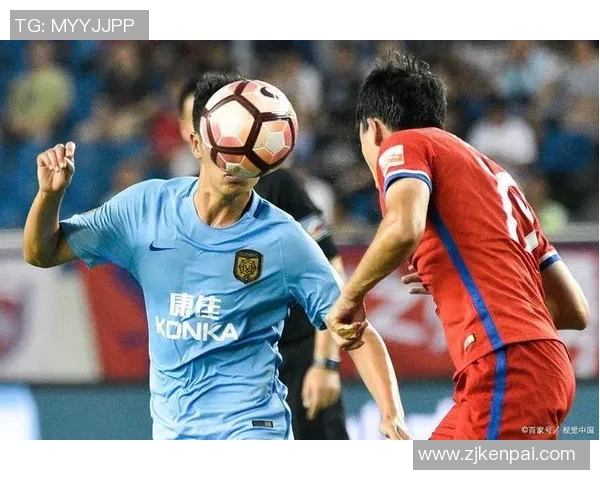 重庆当代力帆与江苏苏宁比赛裁判表现分析与争议解读